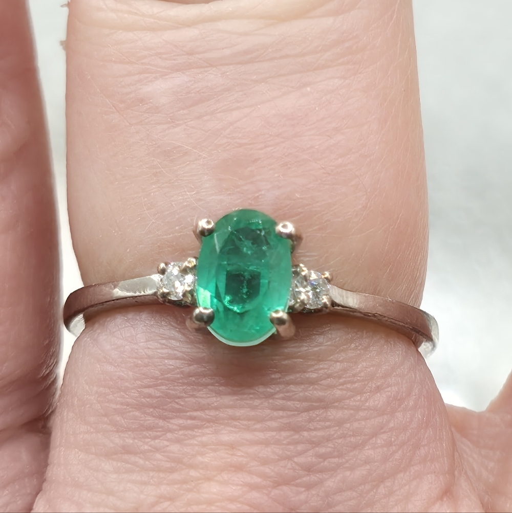 NWOT Gorgeous  Kagem Emerald And Diamond Ring - Picture 6 of 9